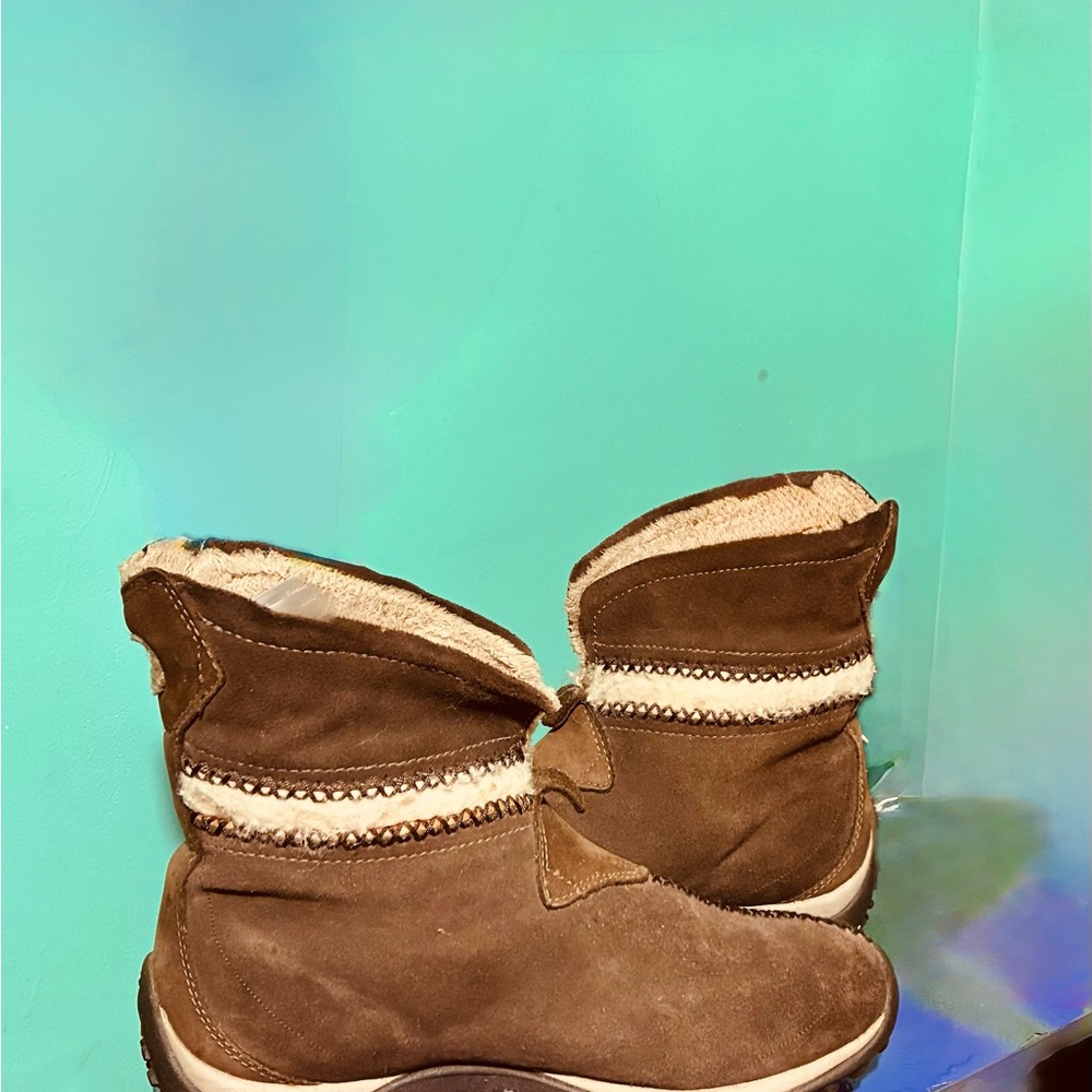 🤎 Sorel Winter Fleece-Lined Ankle Boots | Brown Suede  w/ Cream Trim ❄️